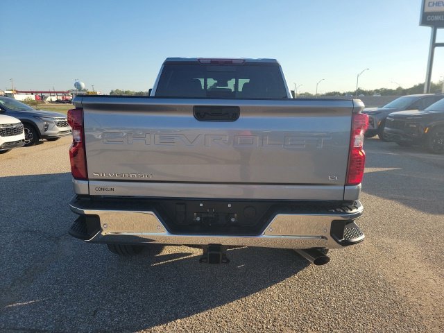 New 2026 Sterling Gray Metallic Chevrolet LT image 28