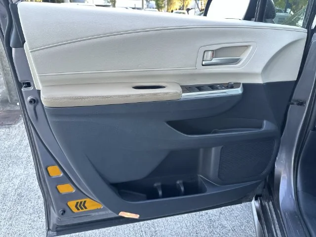 2021 Toyota Sienna XLE - Photo 13