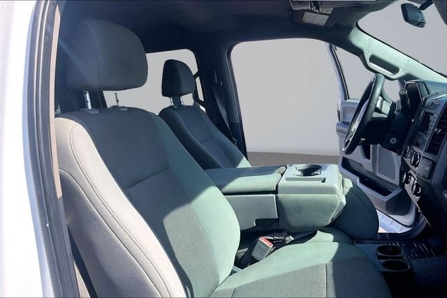 2019 Ford F-450 Super Duty Chassis Cab XL - Photo 7