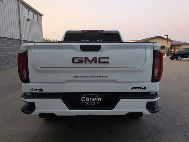 Used 2021 Summit White GMC  image 4