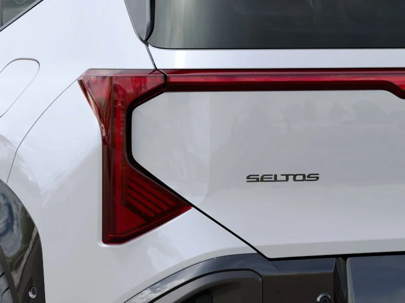 New 2027 White Pearl Kia X-Line SX image 11