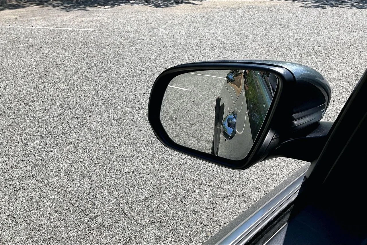 Certified Used 2023  Mercedes-Benz GLE 450 image 30