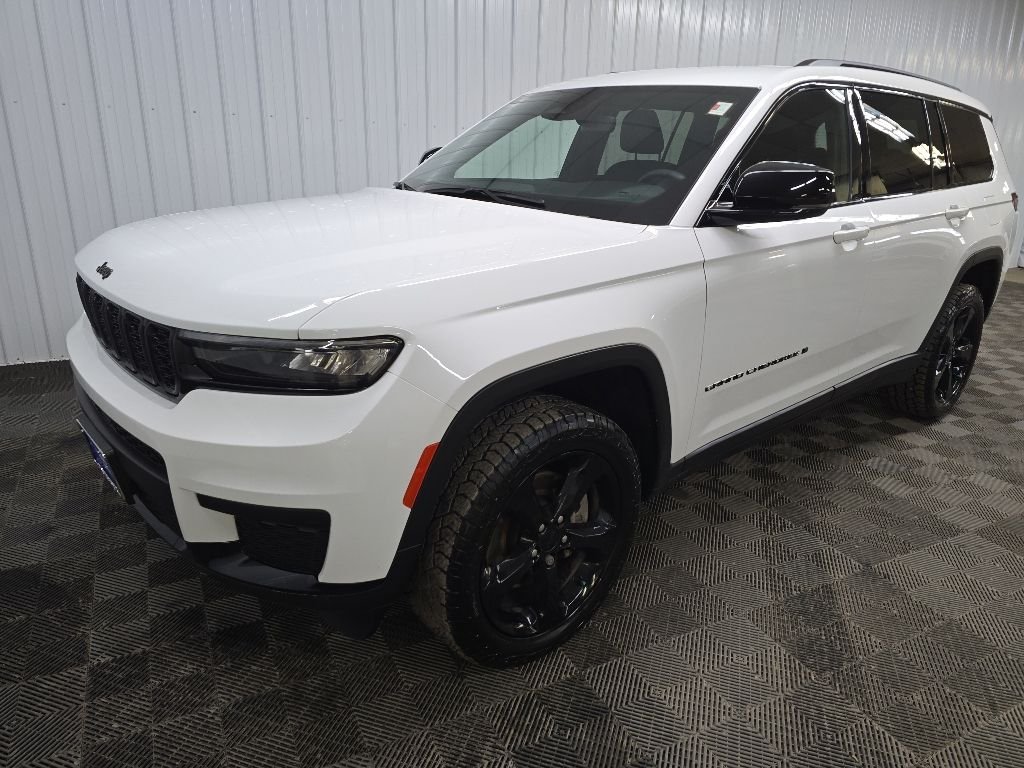 Used 2023 Bright White Clearcoat Jeep Altitude image 8
