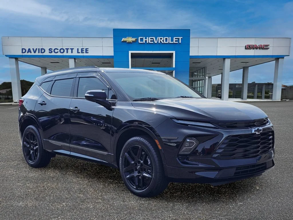 Used 2024 Black Chevrolet RS image 5