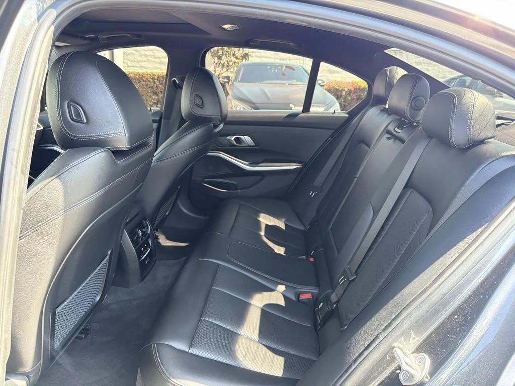 Used 2022 MINERAL GREY METALLIC BMW 330e image 28