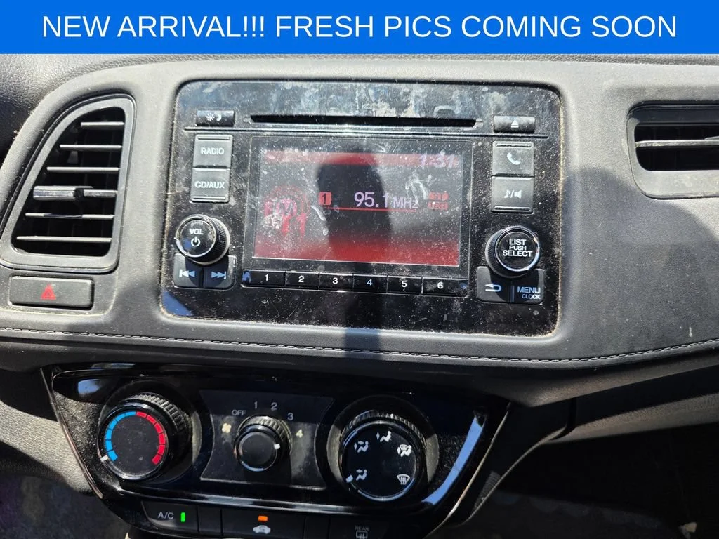 Used 2016 Red Honda LX image 10