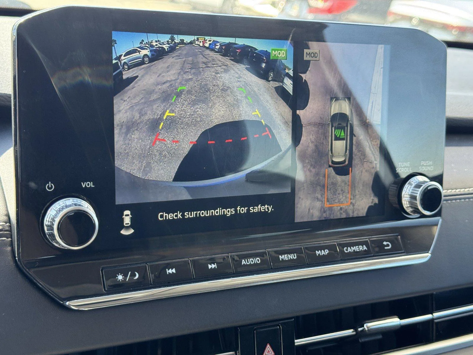 Used 2024  Mitsubishi SE image 18