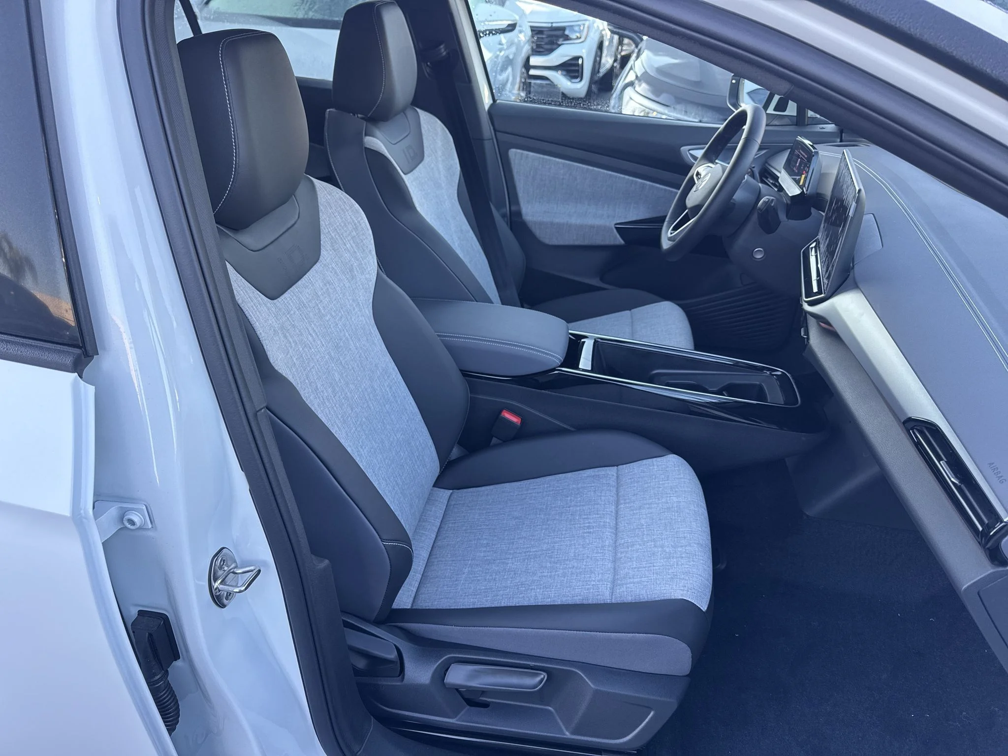 New 2026 Opal White Pearl Volkswagen Pro image 20
