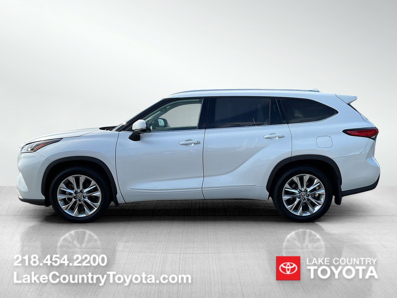 Used 2020 Toyota Highlander Limited with VIN 5TDDZRBHXLS053885 for sale in Brainerd, Minnesota