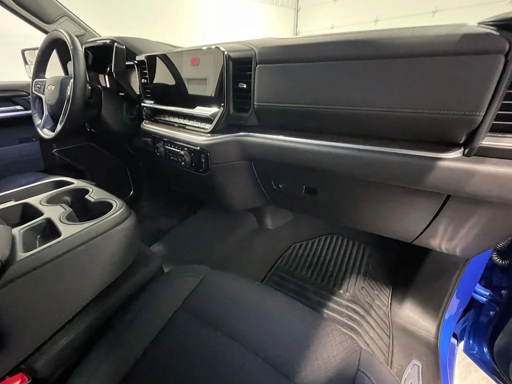 Used 2026 Blue Chevrolet LT image 26
