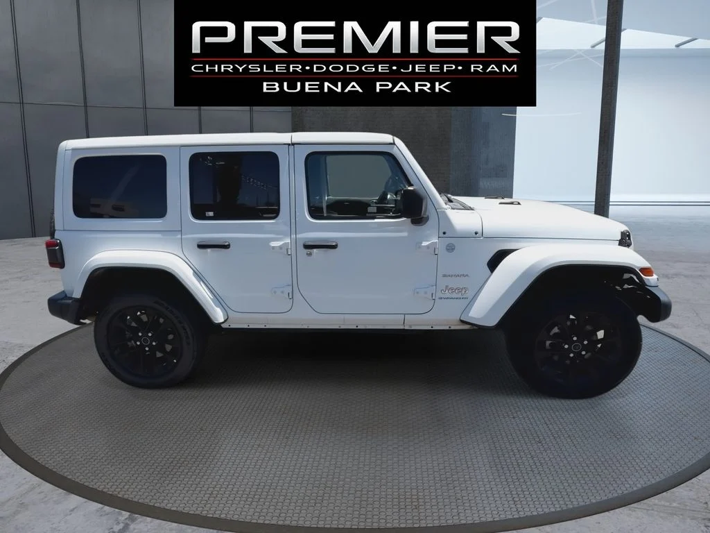Used 2024 White Jeep Sahara 4xe image 9