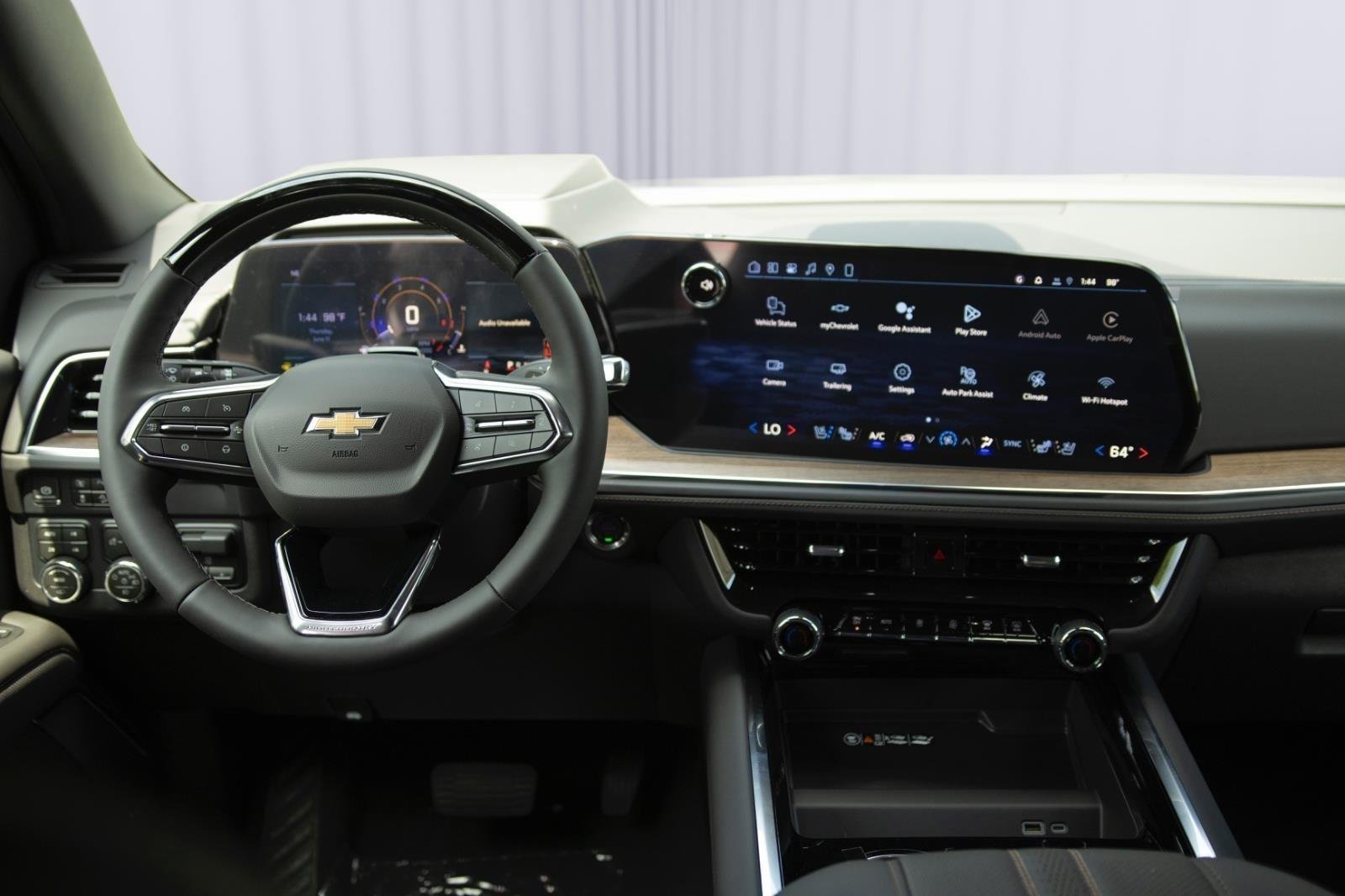 2026 Chevrolet Suburban High Country - Photo 13