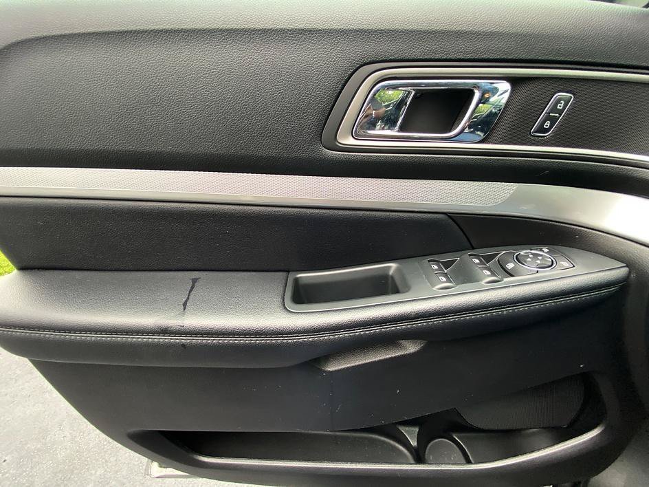 Used 2017 Magnetic Ford XLT image 9