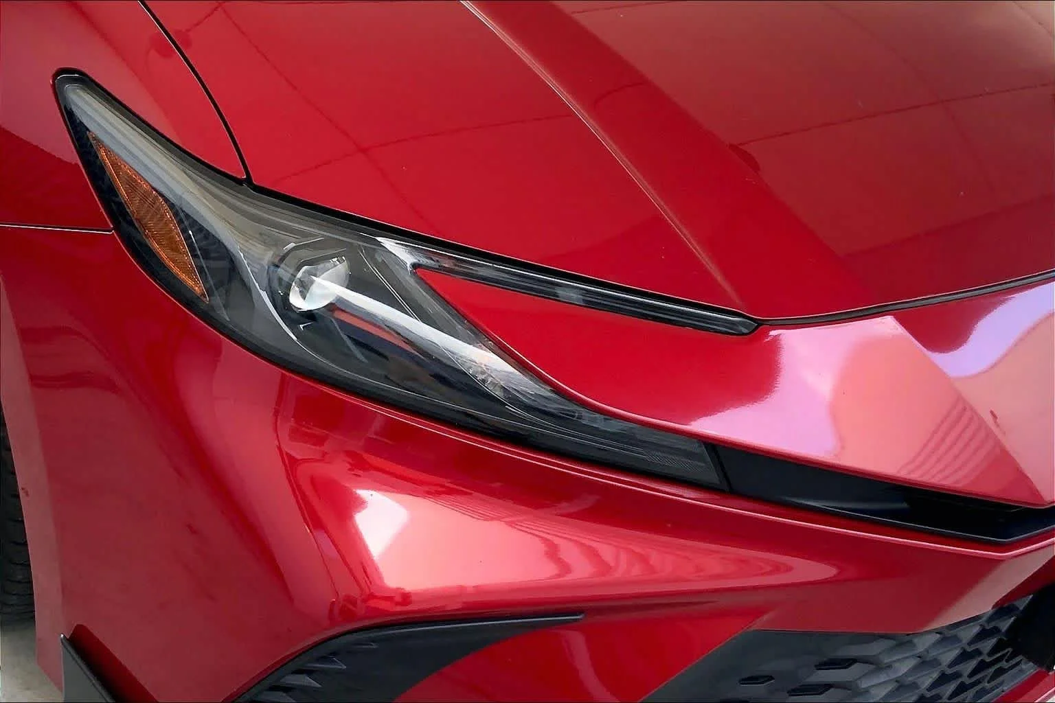 2025 Toyota Camry SE - Photo 27
