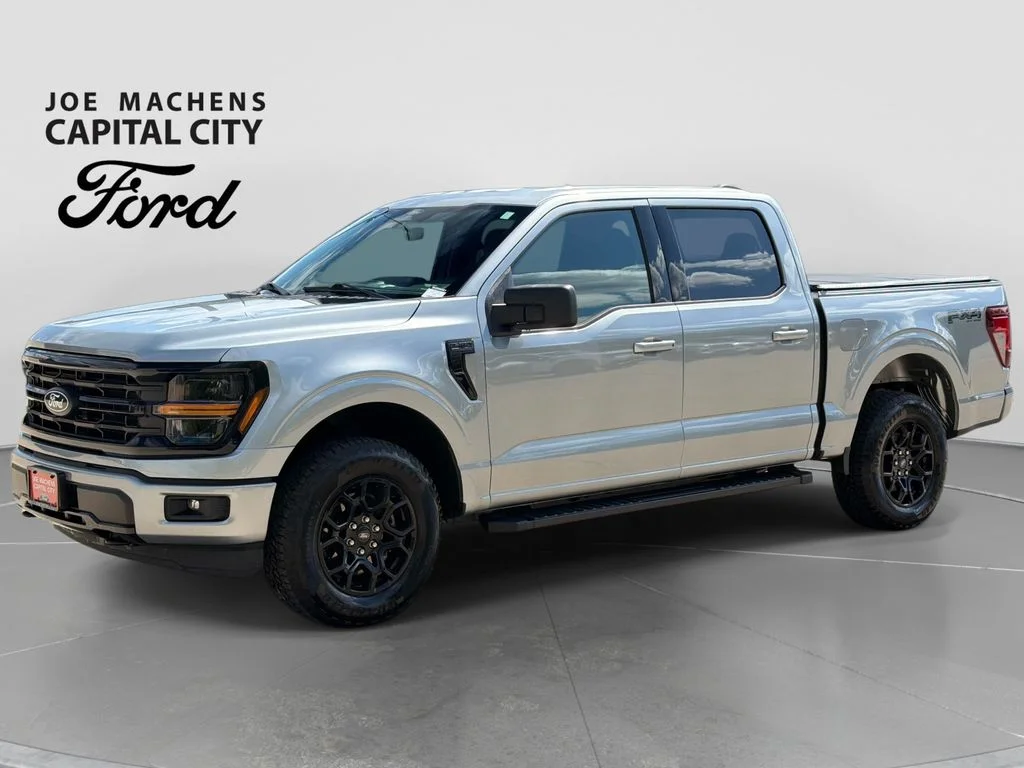 Used 2025 Iconic Silver Metallic Ford XLT image 9
