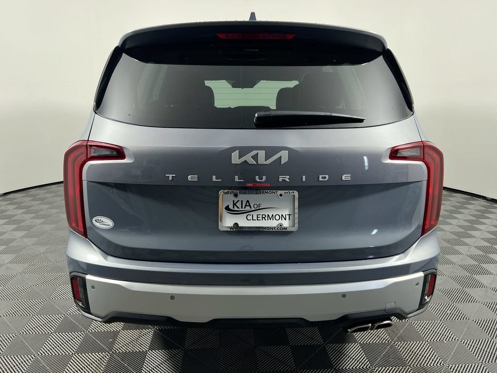 Certified Used 2023 Silver Kia EX image 4