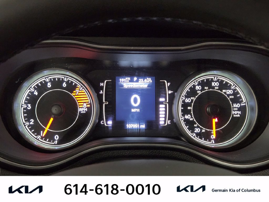 Used 2021 Silver Jeep Latitude Lux image 23