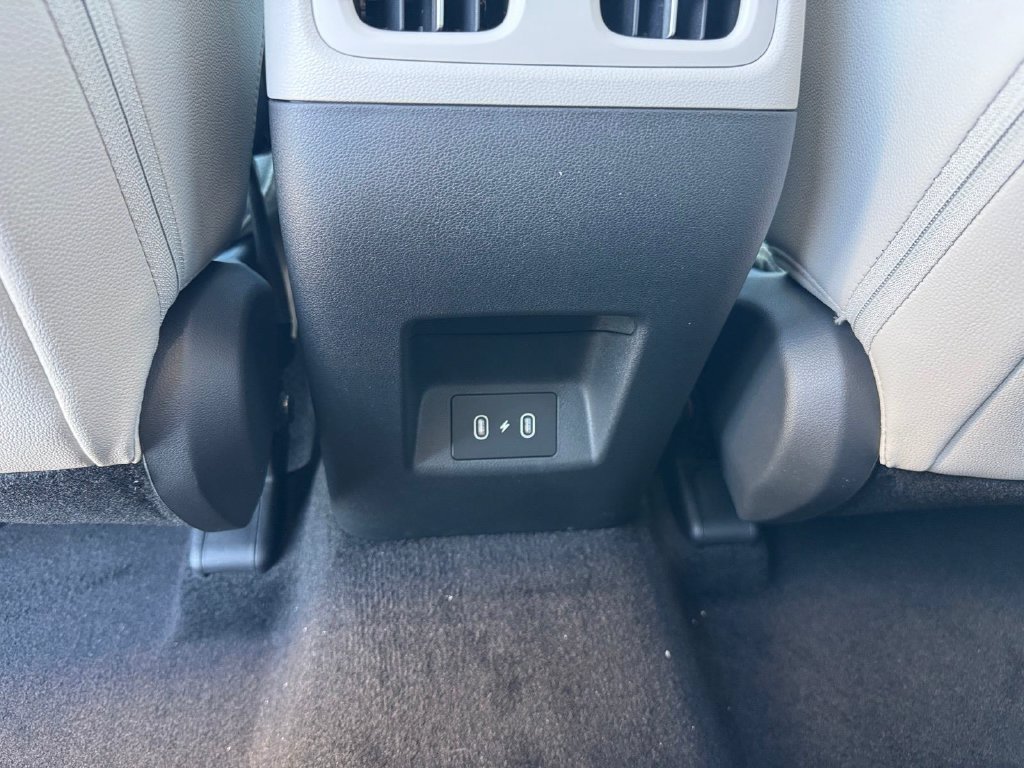 New 2026 White Pearl Hyundai SEL Premium image 10