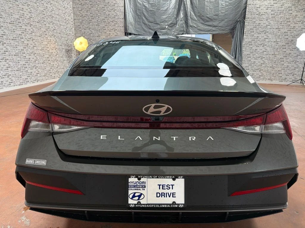 New 2026 Amazon Gray Hyundai SEL Sport image 6