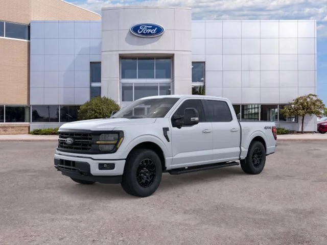 New 2026 Oxford White Ford XLT image 1