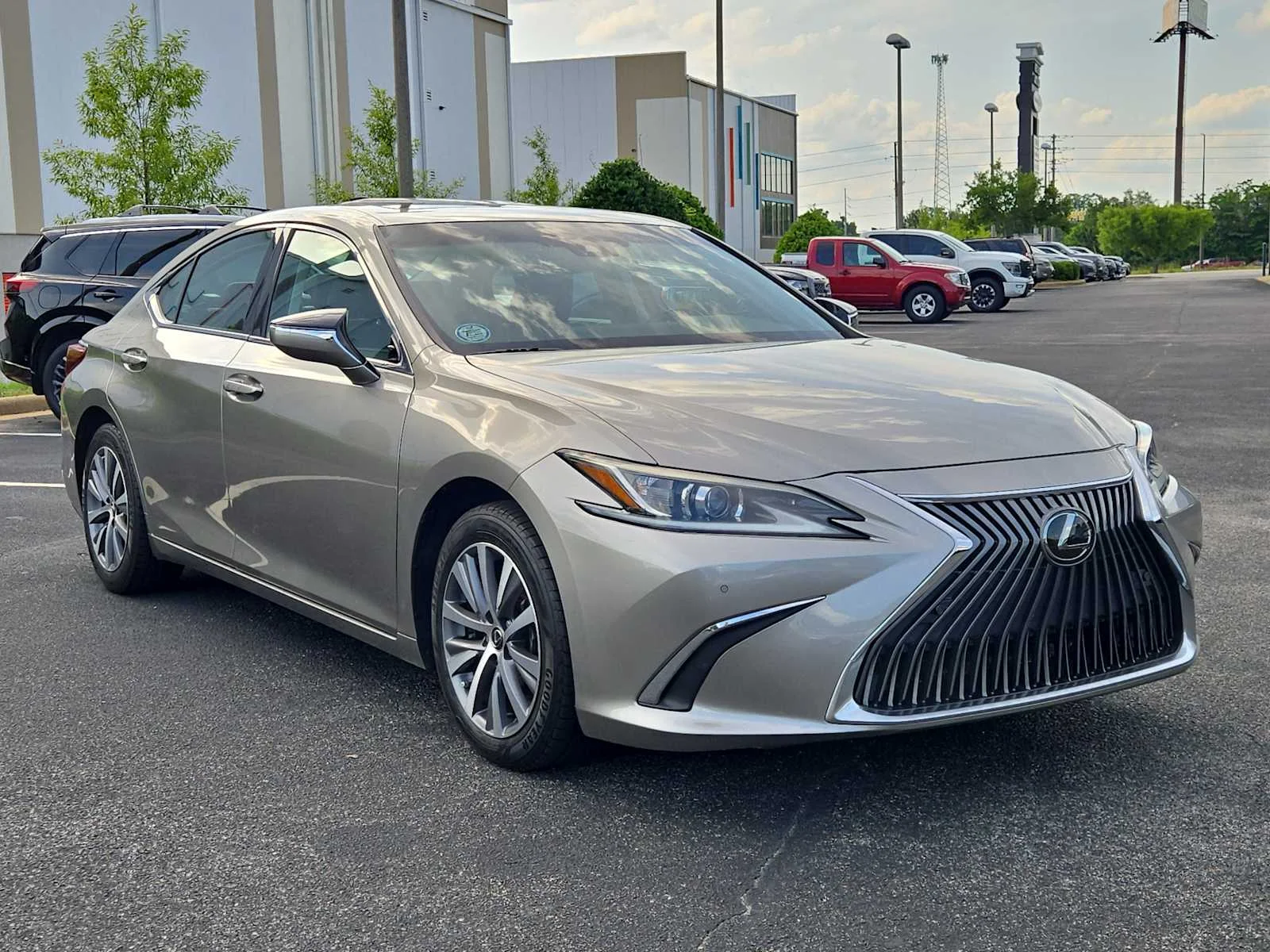 2021 Lexus ES 350 350's photo
