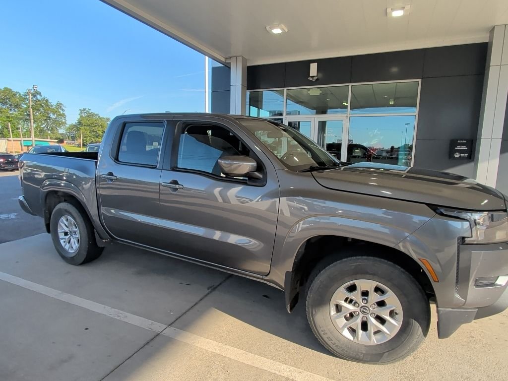 2024 Nissan Frontier SV Crew Cab 4X2 SWB's photo