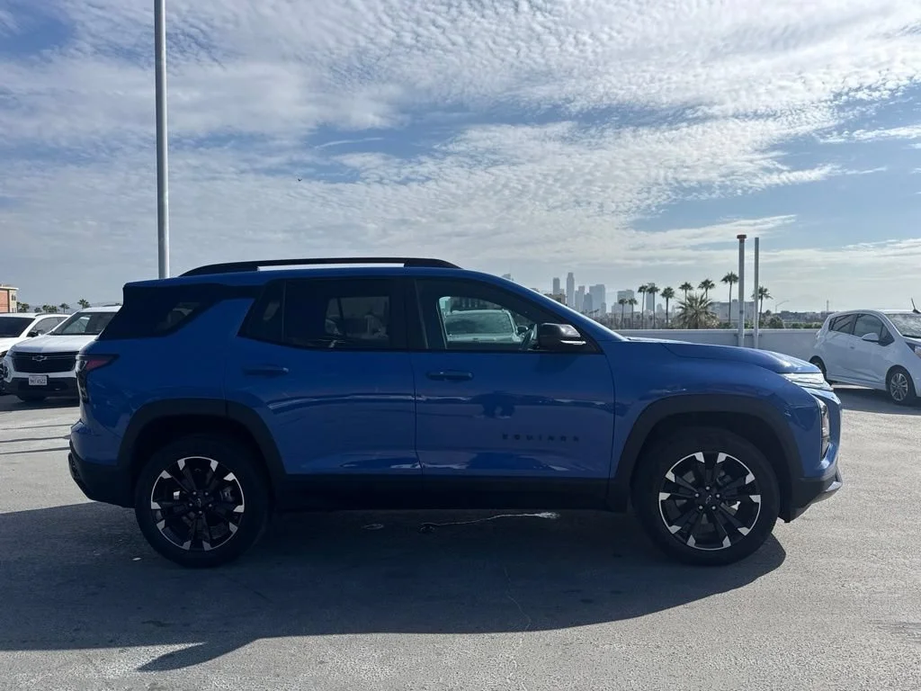Used 2025 Reef Blue Metallic Chevrolet RS image 4