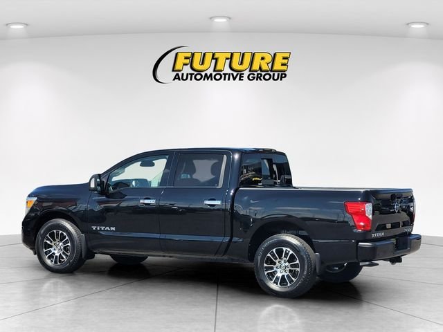 Used 2021 Black Nissan SV image 7