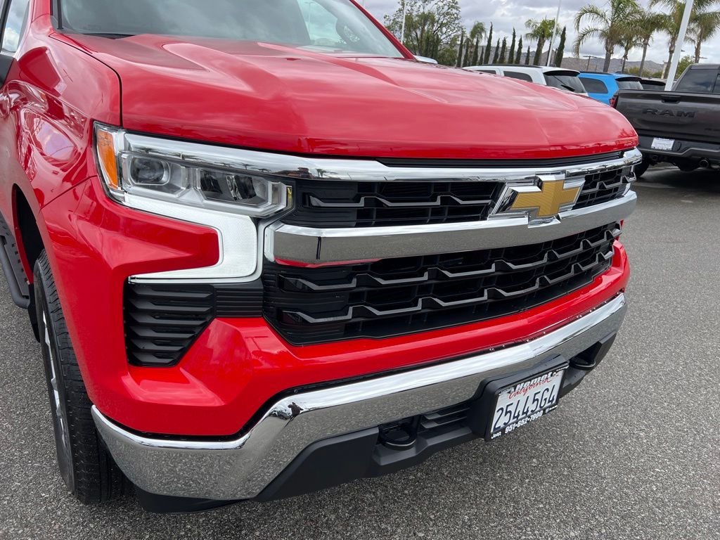 Used 2025 Red Chevrolet LT image 9