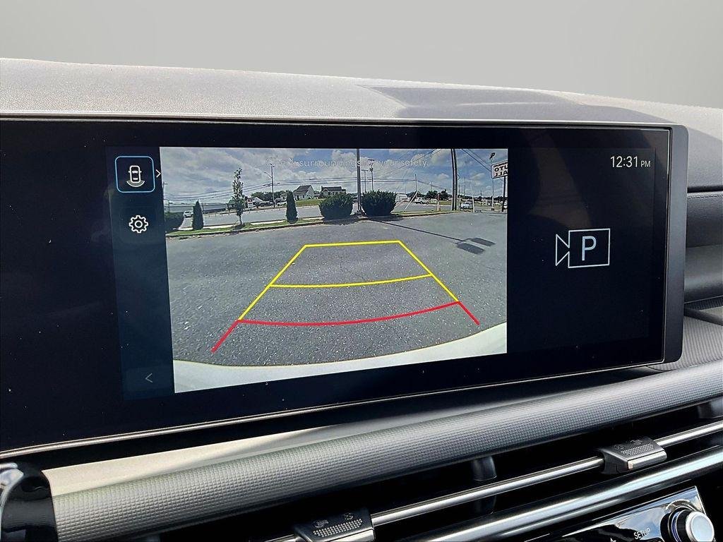 New 2026 White Hyundai SEL Plus AWD image 13