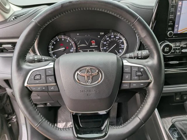 Used 2021 Gray Toyota Limited image 29