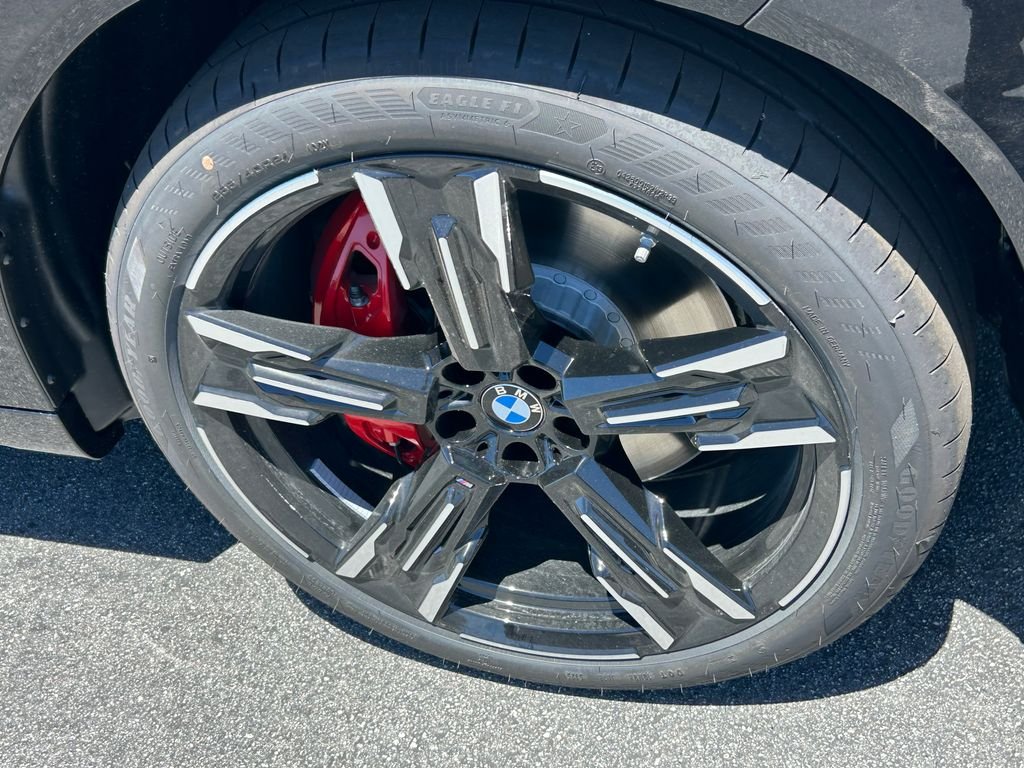 New 2026  BMW M50 xDrive image 3