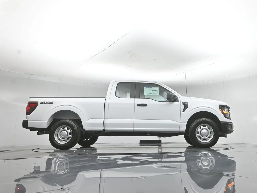 New 2026 White Ford XL image 43