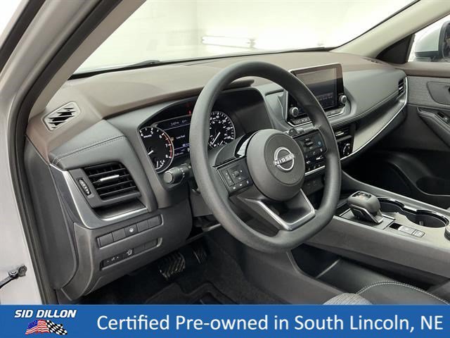 Used 2023 Brilliant Silver Metallic Nissan SV image 13