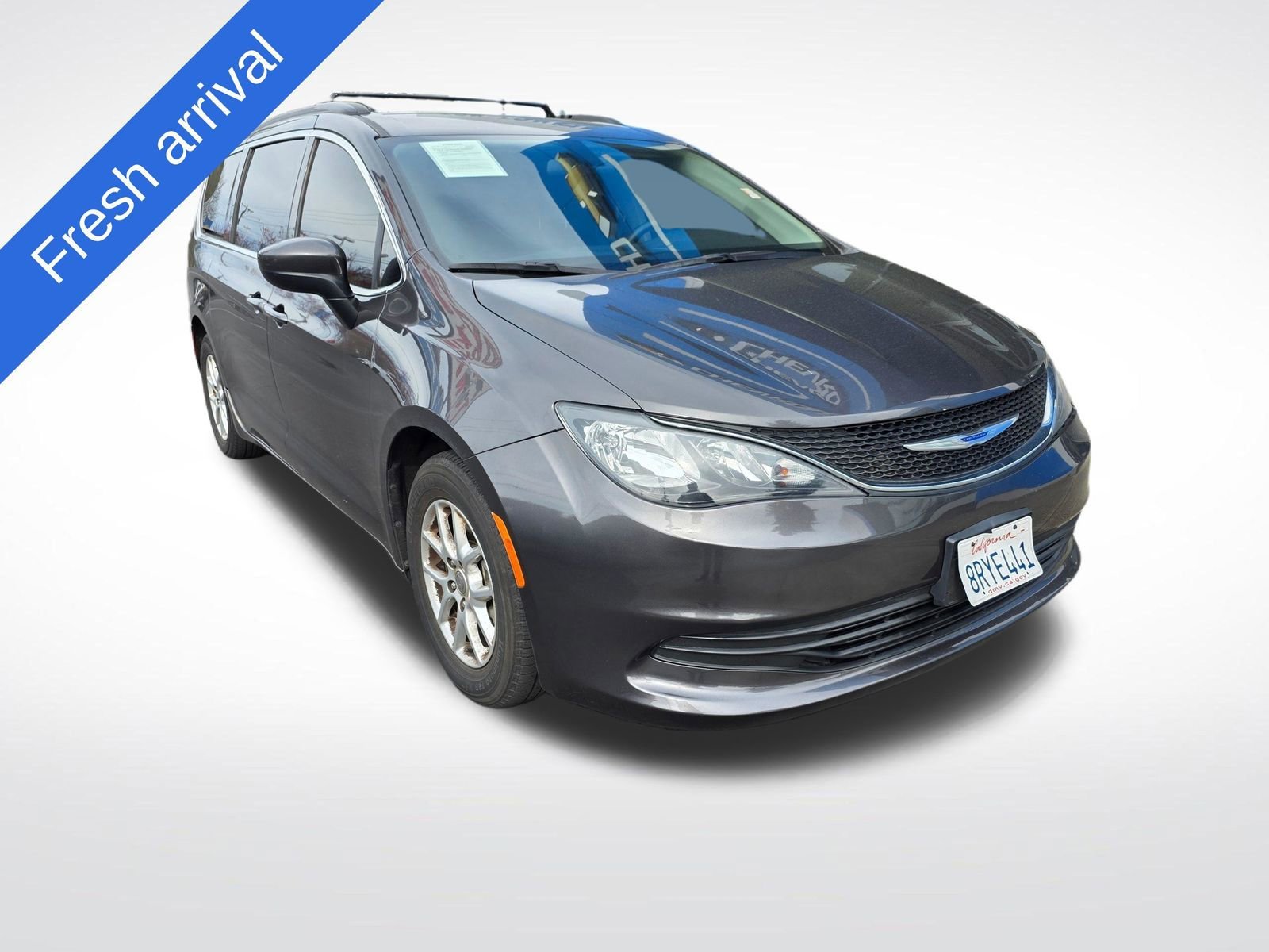 2020 Chrysler Voyager LX