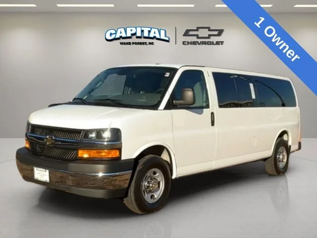 2024 Chevrolet Express 3500 LT Extended's photo