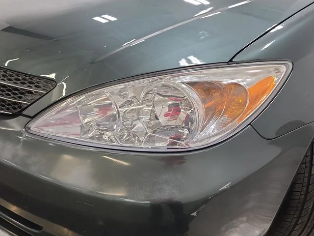 Used 2003 Green Toyota  image 26