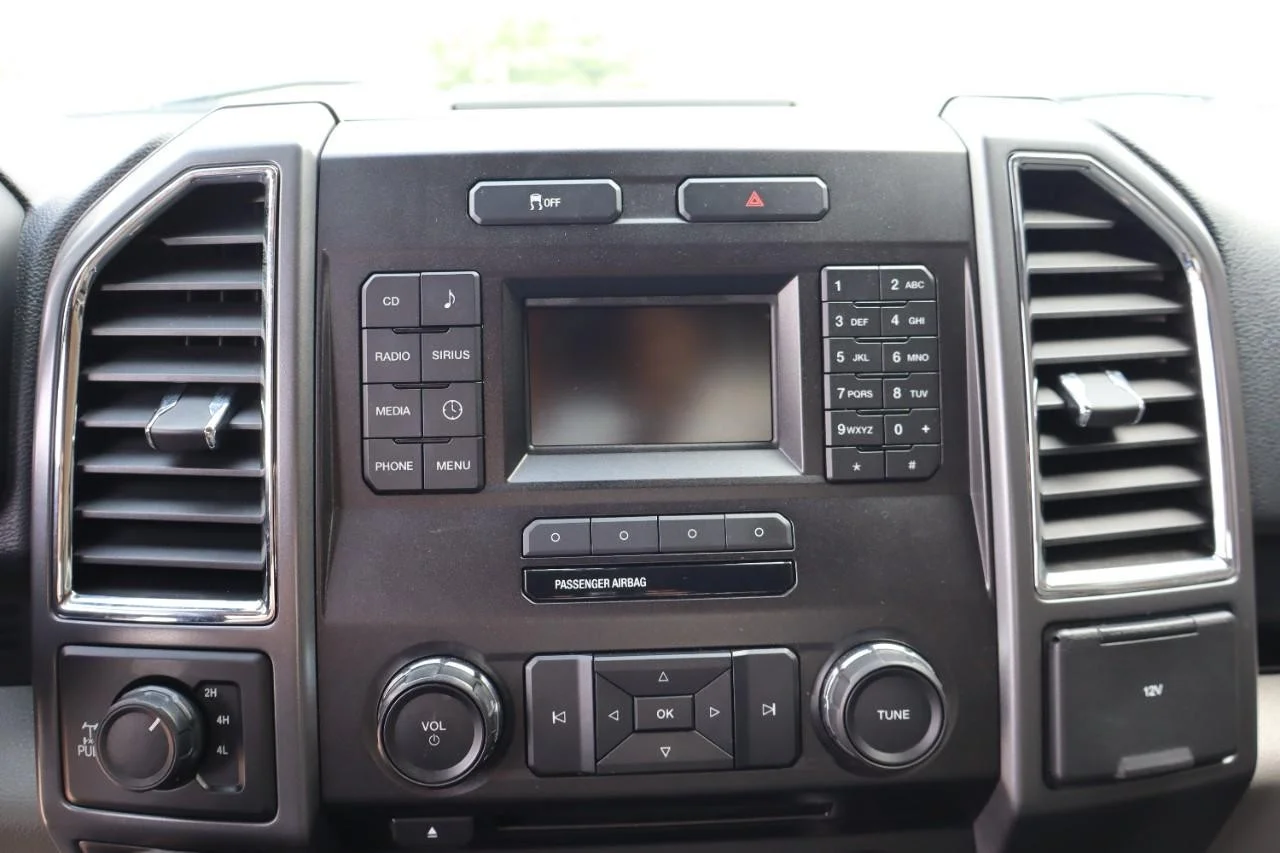 Used 2016 Caribou Metallic Ford XLT image 23