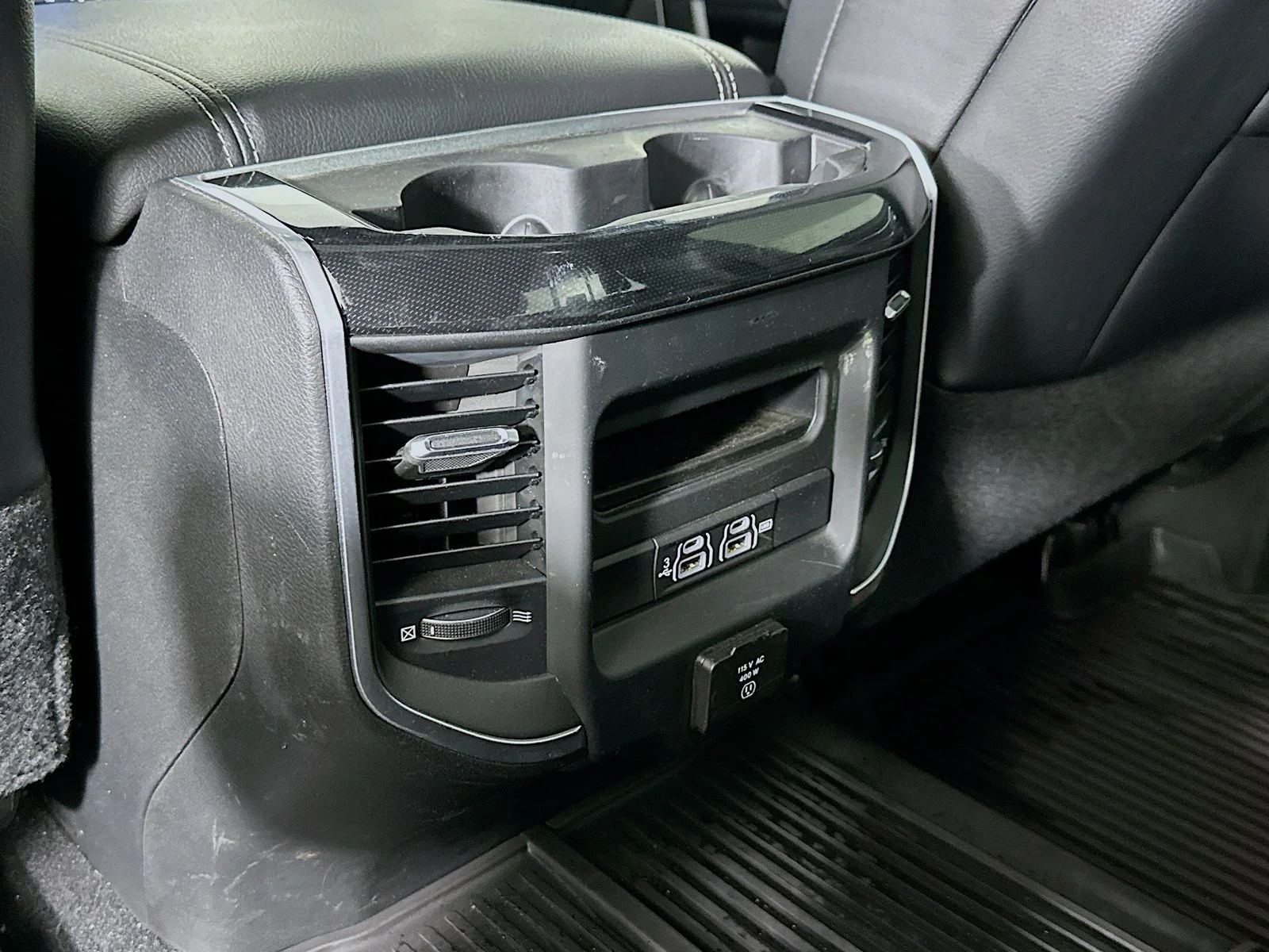 Used 2020 Maximum Steel Metallic Clearcoat Ram Laramie image 28