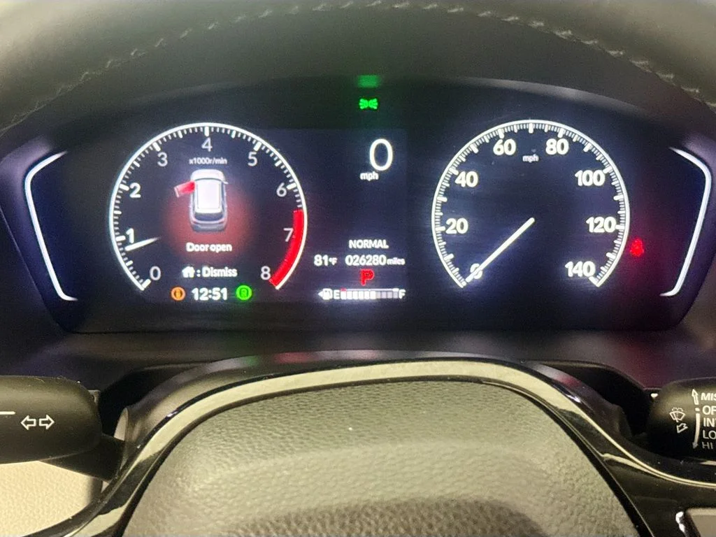Used 2025  Honda EX-L image 12