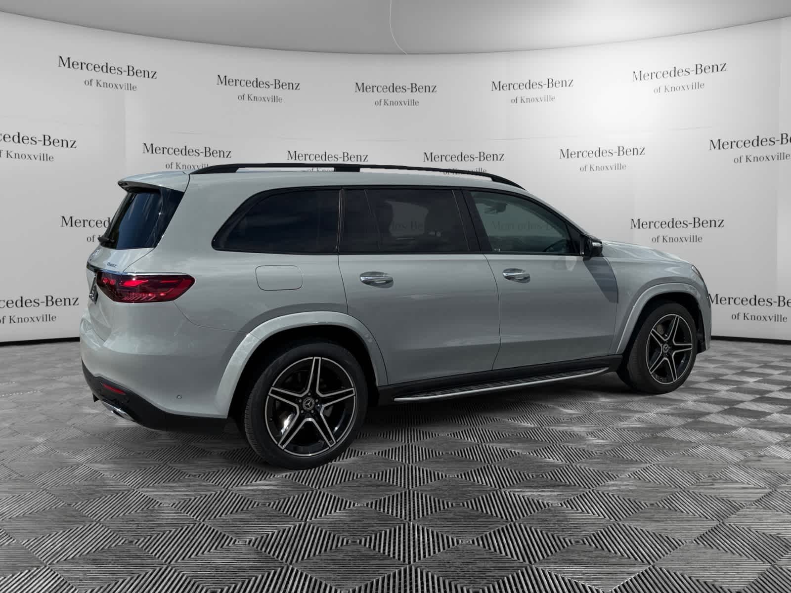 Certified Used 2024 MANUFAKTUR Alpine Grey Mercedes-Benz GLS 450 image 5
