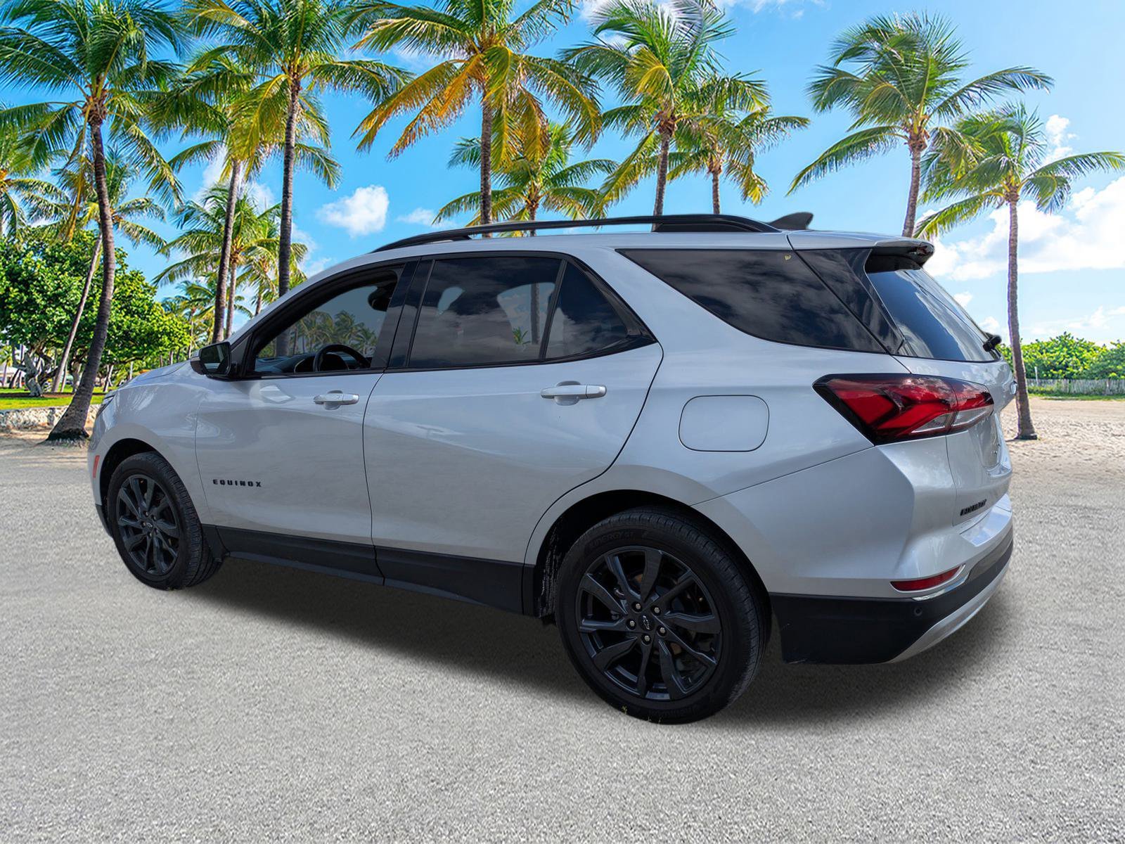 Used 2022 Silver Ice Metallic Chevrolet RS image 6