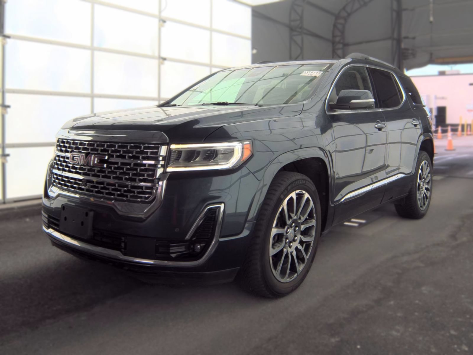 2020 GMC Acadia Denali FWD's photo