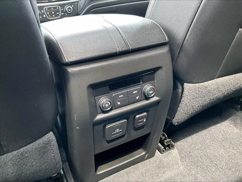 Used 2023 Black Chevrolet Premier image 12