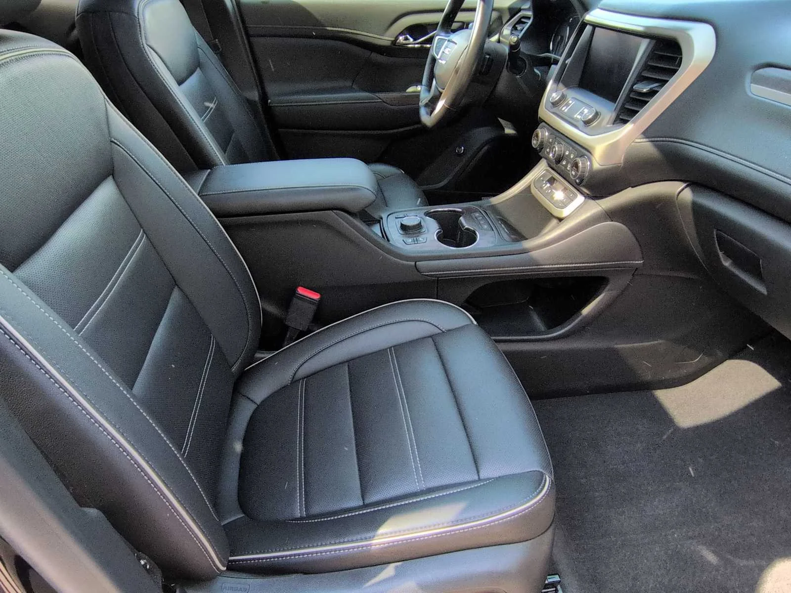 Used 2021 Ebony Twilight Metallic GMC Denali image 24