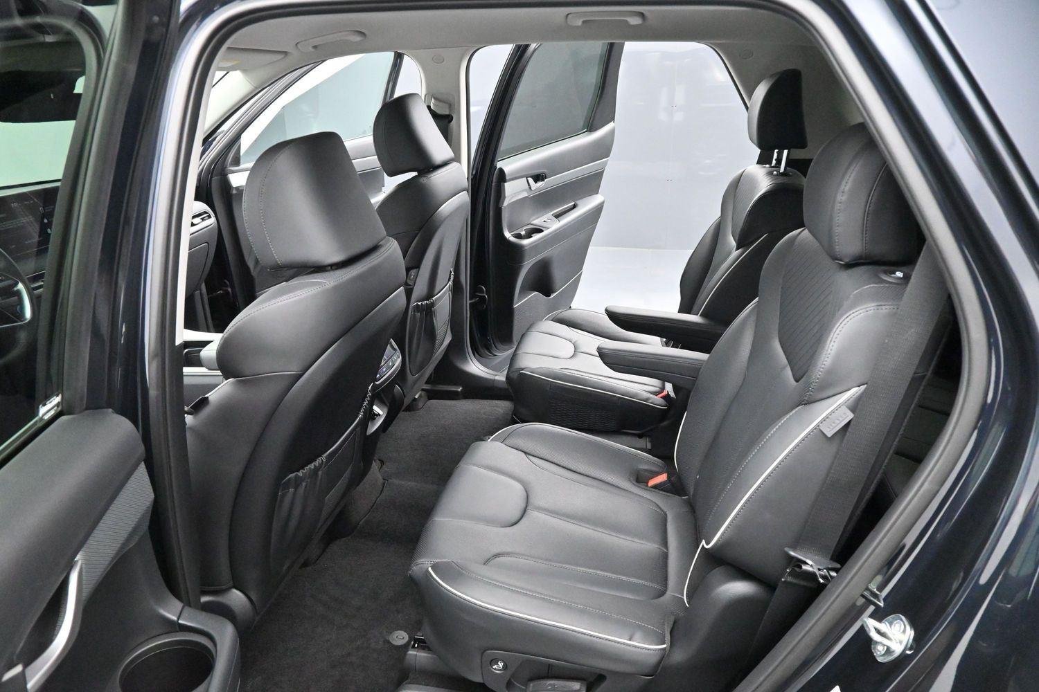 Used 2023 Moonlight Cloud Hyundai SEL image 28