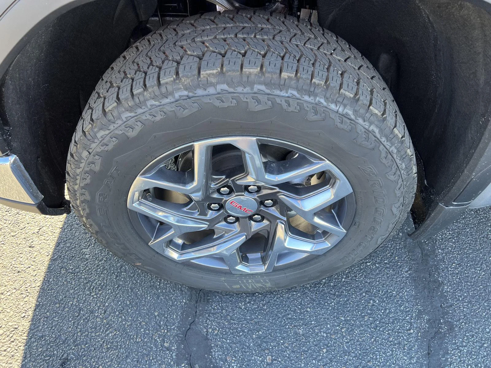 2026 GMC Sierra 1500 SLT - Photo 10