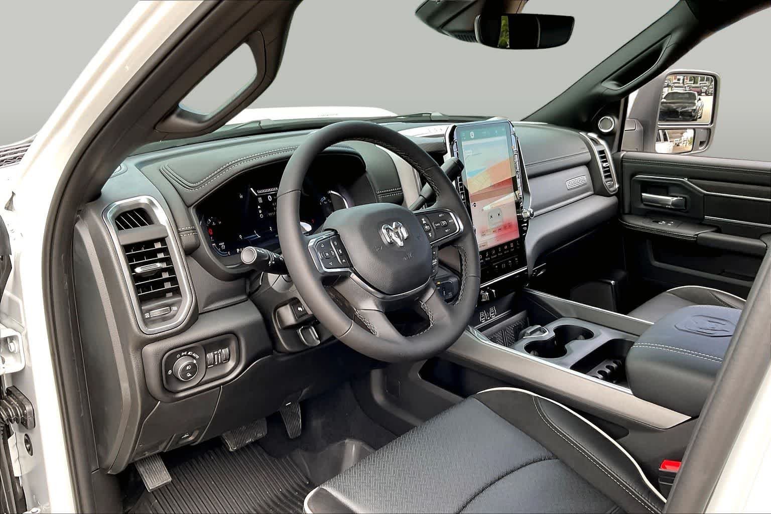 New 2026 Bright White Clear-Coat Exterior Paint RAM Laramie image 8