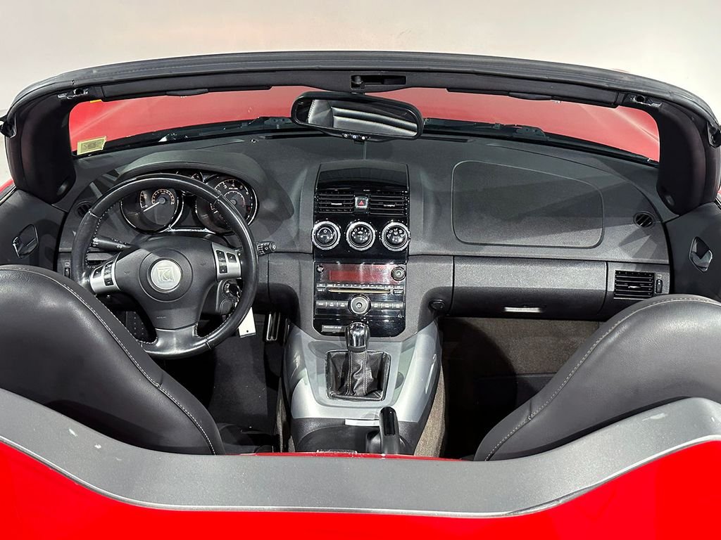 Used 2007 Red Saturn Base image 31