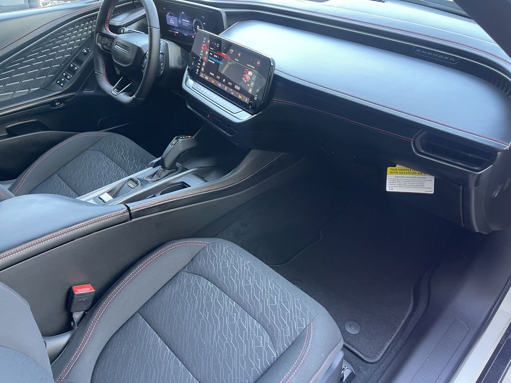 New 2026 White Knuckle Exterior Paint Dodge R/T image 24
